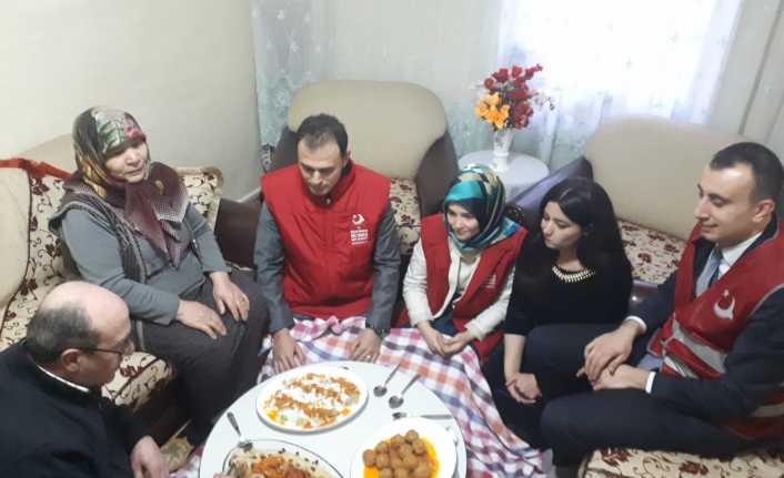 Ülkelerinden çeşitli sebeplerden dolayı Türkiye'ye sığınma durumunda kalan ve Erzincan'da