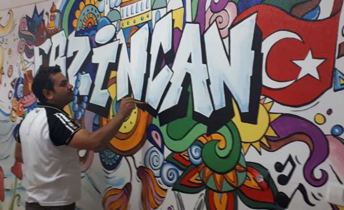 Erzincan’da 15 Temmuz Şehitleri İmam Hatip Ortaokulu’nda görev yapan Görsel