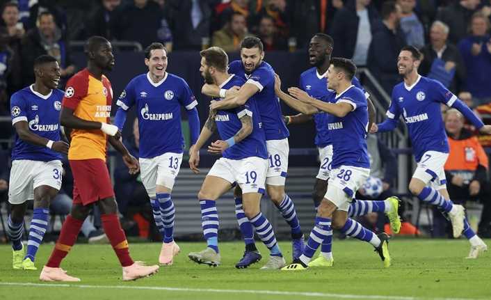 UEFA Şampiyonlar Ligi D Grubu maçında Galatasaray, deplasmanda Schalke 04’e