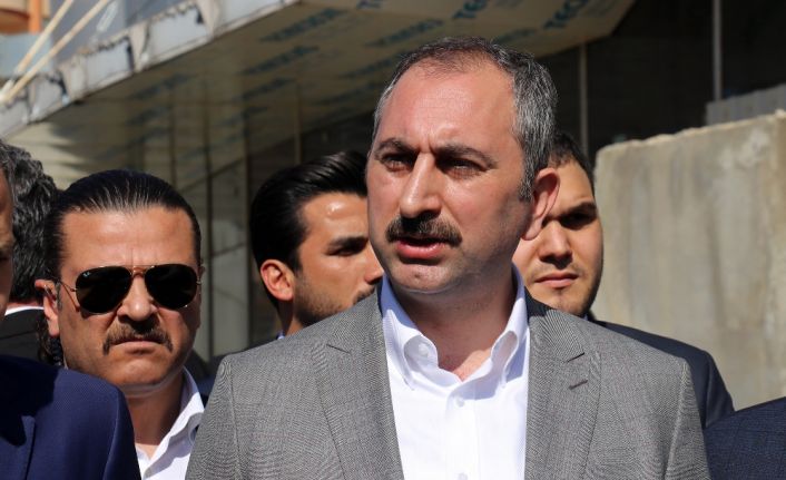 Adalet Bakanı Abdulhamit Gül, Fransa’nın PYD ile Türkiye arasında arabulucu