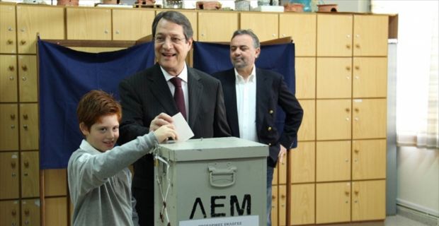 Güney Kıbrıs Rum Yönetimi (GKRY), 28 Ocak'ta yeni liderini belirlemek