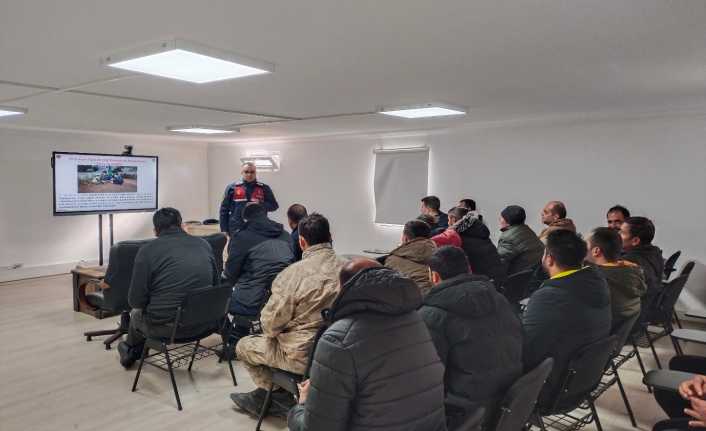 Güvenlik Korucularına Yönelik Bilgilendirme Faaliyeti Yapıldı