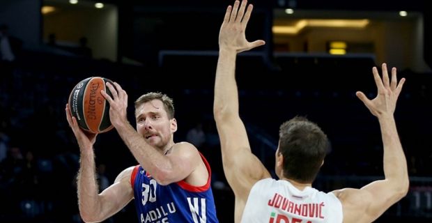 Anadolu Efes'in Sloven oyuncusu Zoran Dragic, THY Avrupa Ligi'nde 17'nci