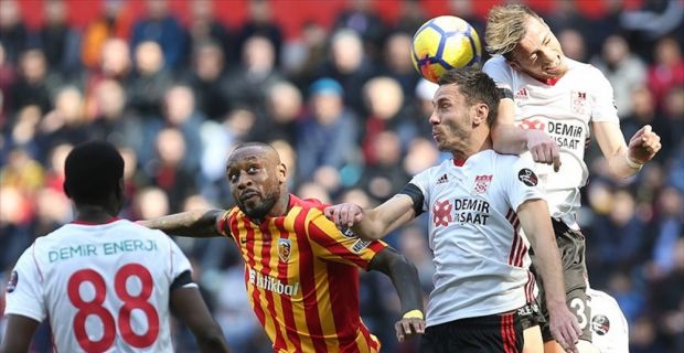 Spor Toto Süper Lig'in 21. haftasında yapılan maçta Kayserispor ile