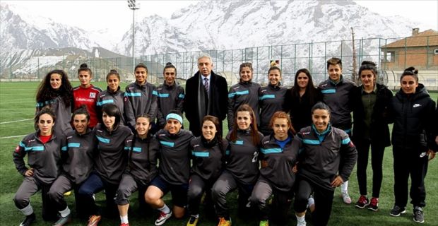 Hakkari Valisi Toprak’ın girişimleriyle hayırsever iş adamı tarafından temin edilen