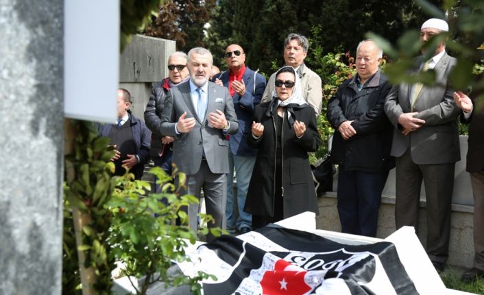 Beşiktaş’ın efsane sporcusu “Baba” Hakkı Yeten, vefatının 29. yılında Zincirlikuyu