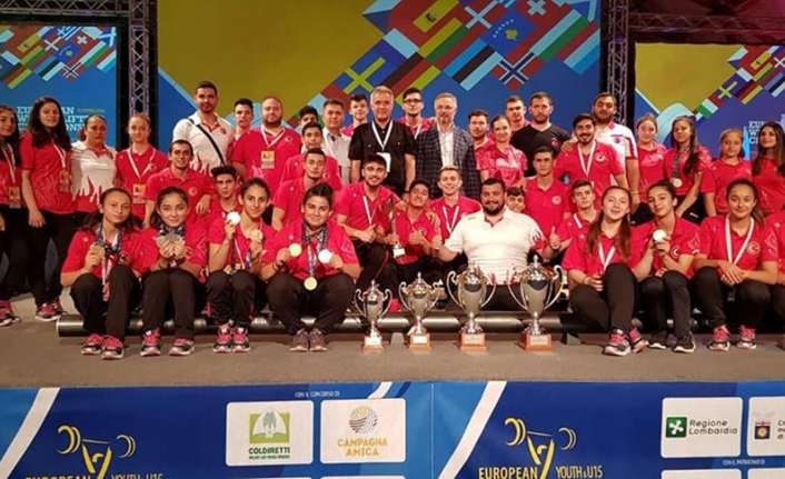 U15-U17 Yıldızlar Avrupa Halter Şampiyonası’nda milliler topladığı 51 madalya ile