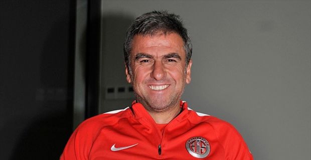Antalyaspor Teknik Direktörü Hamzaoğlu, "Gücümüzü birleştirip, Beşiktaş karşısında savaşıp, mücadele