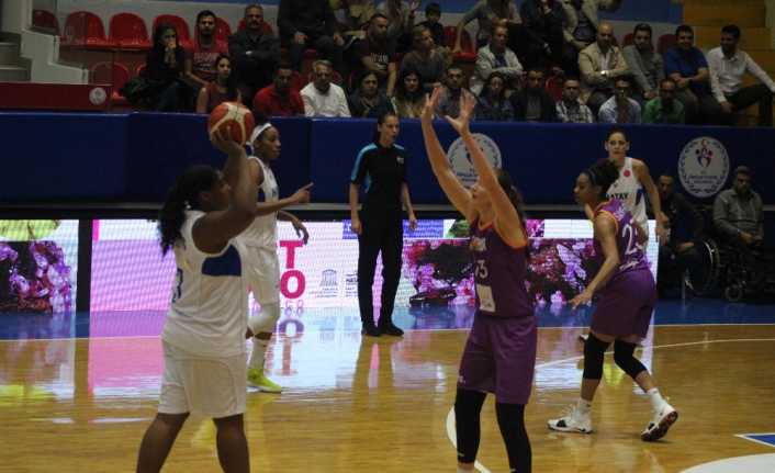 FIBA Kadınlar Basketbol Avrupa Ligi B Grubu ikinci maçında maçında