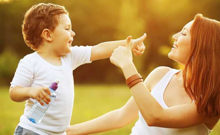 Çocuk sağlığı ve Hastalıkları Uzmanı Dr. Canan Ateş, havuzlarda çocukları