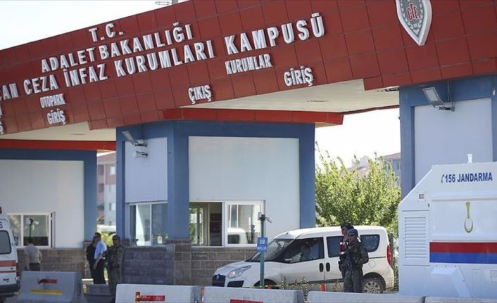 FETÖ'nün darbe girişimi sırasında Kara Havacılık Komutanlığındaki eylemlere ilişkin 3'ü