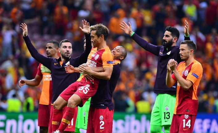 UEFA Şampiyonlar Ligi’nde Lokomotiv Moskova’yı mağlup eden Galatasaray, ilk haftadan