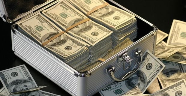 Hindistan Mumbai'deki bir banka şubesinde 1,8 milyar dolarlık dolandırıcılık yapıldığı