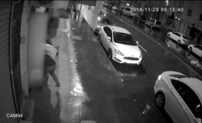 İstanbul Esenler’de altı hırsız karakola 200 metre mesafede bulunan cep