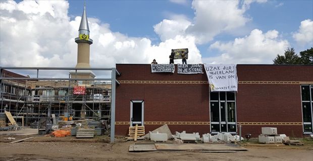 Hollanda Lahey'de inşası devam eden Hollanda Diyanet Vakfına bağlı Ahi