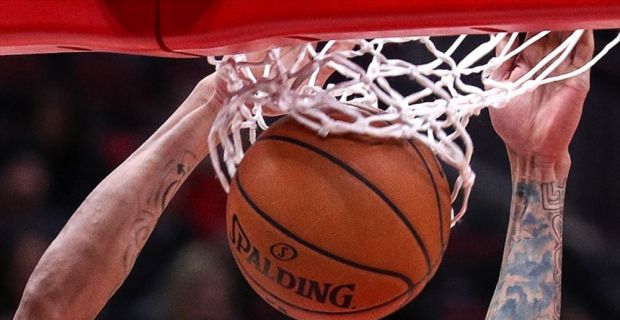 NBA'de Boston Celtics'i 123-120 yenen Houston Rockets, üst üste 15.
