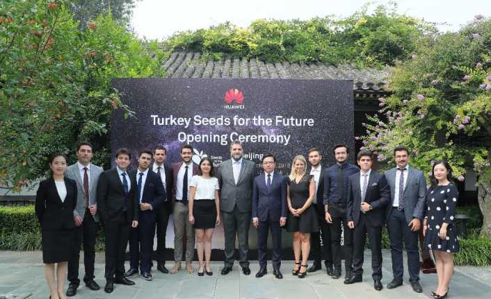 Huawei’nin küresel sosyal sorumluluk projesi ‘Geleceğin Tohumları’, Pekin’de gerçekleştirilen açılış
