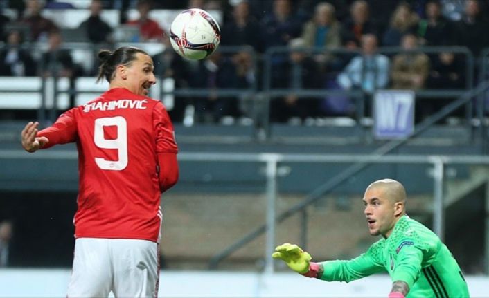Manchester United, ABD'nin LA Galaxy takımına gideceği iddia edilen Ibrahimovic'in