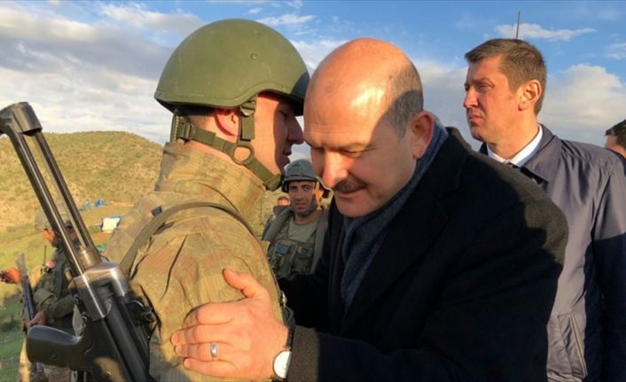 İçişleri Bakanı Soylu, PKK'lı teröristlerin saldırıyı gerçekleştiği Eruh ilçesindeki üst