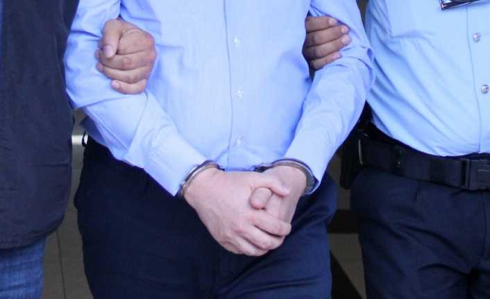 Antalya’nın Alanya ilçesinde icra dairelerinde usulsüz yaptığı tespit edilen 5