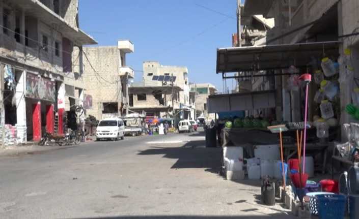 Rusya’nın desteklediği Suriye rejim güçlerinin kuşatması altında tutulan İdlib’te halk