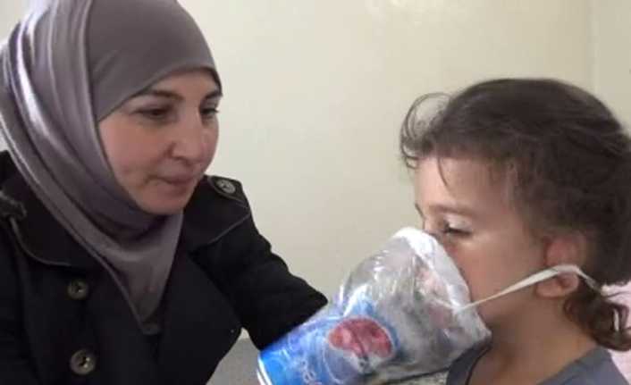 Rejim güçlerinin kuşatması altındaki İdlib’te halk, Rusya ve Esad rejiminin