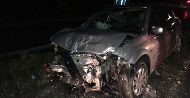 Manisa’nın Alaşehir ilçesinde iki otomobilin kafa kafaya çarpışması sonucu 5