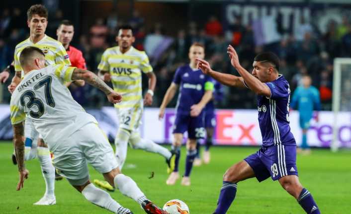 UEFA Avrupa Ligi D Grubu üçüncü maçında Fenerbahçe, deplasmanda Belçika