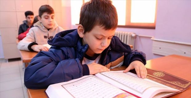 Tekirdağ'da Süleymanpaşa İmam Hatip Ortaokulu öğrencileri, yarıyıl tatilinde olmalarına rağmen