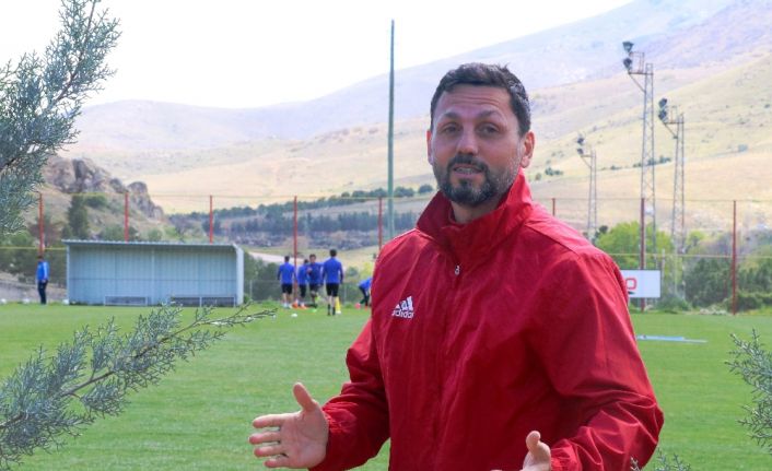 Teknik Direktör Erol Bulut’un Spor Toto Süper Lig’de mücadele eden