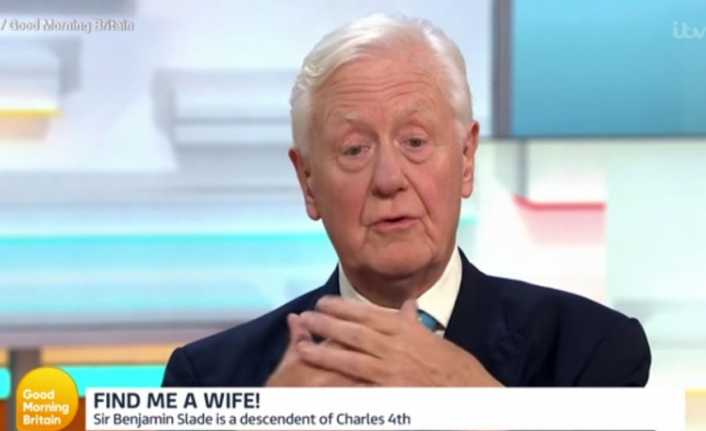Güçlü bir aristokrat olan İngiliz Sör Benjamin Slade, çocuk sahibi