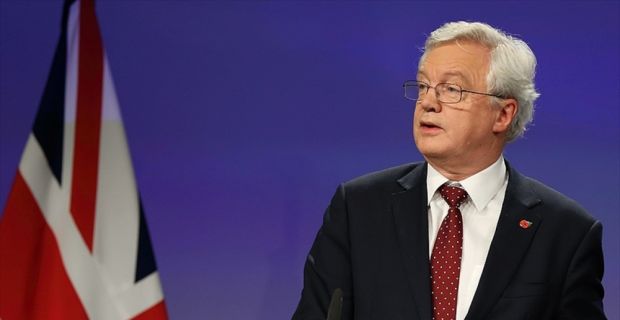 Brexit Bakanı Davis, "Komisyon bugün ihtilafları ve ihlalleri çözecek bir