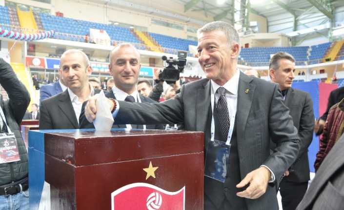 Trabzonspor Başkanı Ahmet Ağaoğlu, eskiden olduğu gibi altyapıya verdikleri önemle