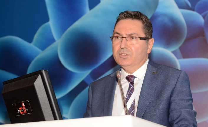 Probiyotik Derneği Başkanı Prof. Dr. Tarkan Karakan, 26. Avrupa Gastroenteroloji