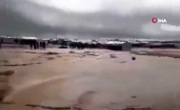 Irak’ın çeşitli yerlerinde etkili olan şiddetli yağışlar sonucu meydana gelen