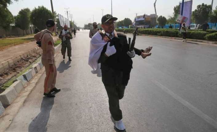 İran’ın Ahvaz kentinde askeri geçiş töreni sırasında gerçekleştirilen terör saldırısında