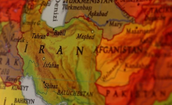 İran, Rusya’ya Farsça ve