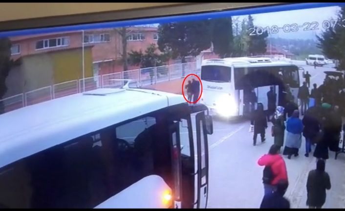Sakarya’nın Akyazı ilçesinde işe gitmek için servisten indiği esnada kaçırılan