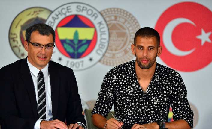 Fenerbahçe’nin yeni transferi Islam Slimani, sarı-lacivertli takıma transfer olmaktan dolayı
