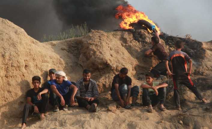 Filistinlilerin Gazze-İsrail sınırında düzenledikleri Büyük Geri Dönüş Yürüyüşü gösterilerinde, İsrail