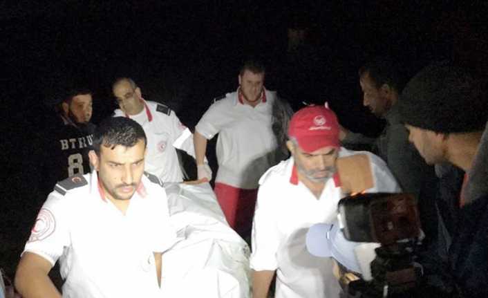 İsrail’in abluka altındaki Gazze Şeridi’ne düzenlediği hava saldırısında 3 Filistinli