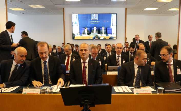 Ulaştırma ve Altyapı Bakanı Mehmet Cahit Turhan, İstanbul Havalimanıyla ilgili,