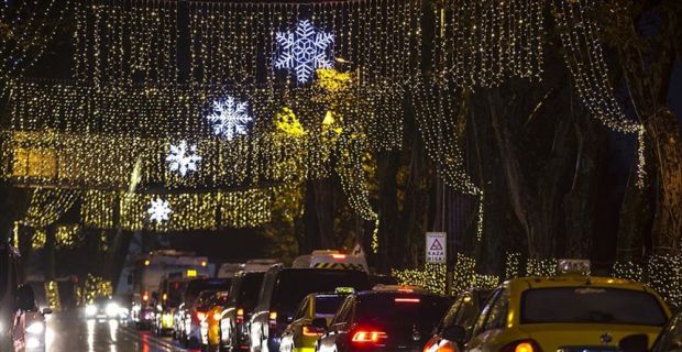 İstanbul Valisi Şahin, halkın yılbaşını huzur içinde kutlaması için her
