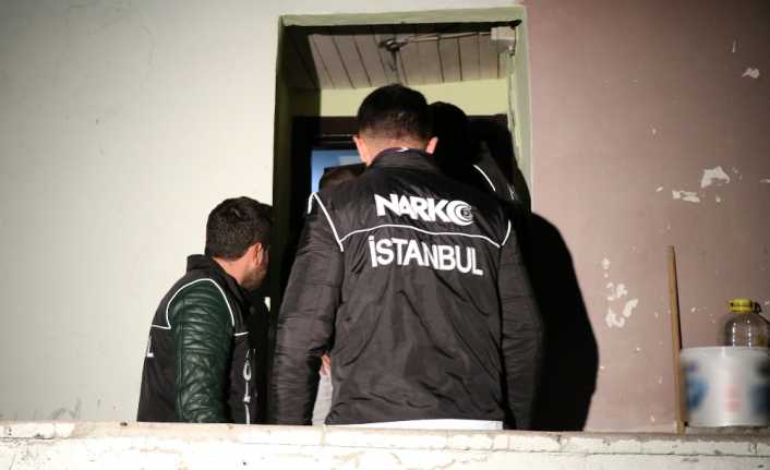 İstanbul Emniyet Müdürlüğüne bağlı ekipler Anadolu Yakası’nda önceden belirlenmiş 17