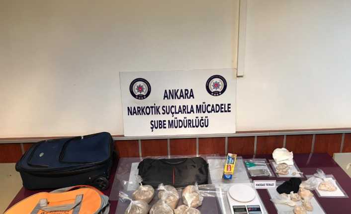 Ankara’da kripto haberleşme programı ‘Wickr Me’ üzerinden iletişim sağlayan uyuşturucu