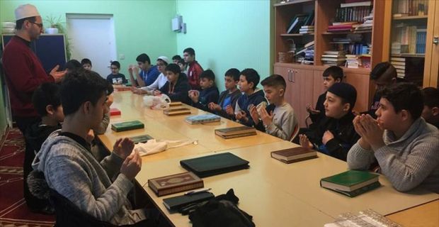 Stockholm'de Diyanet İşleri Başkanlığına bağlı Rinkeby Mevlana Camisi Kur'an Kursu