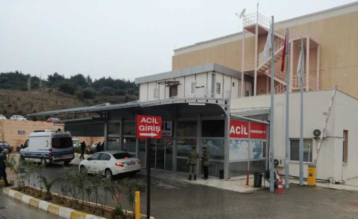 İzmir’in Menderes ilçesinde bir fabrikada kimyasal madde sızıntısı yaşandı. Hastaneye