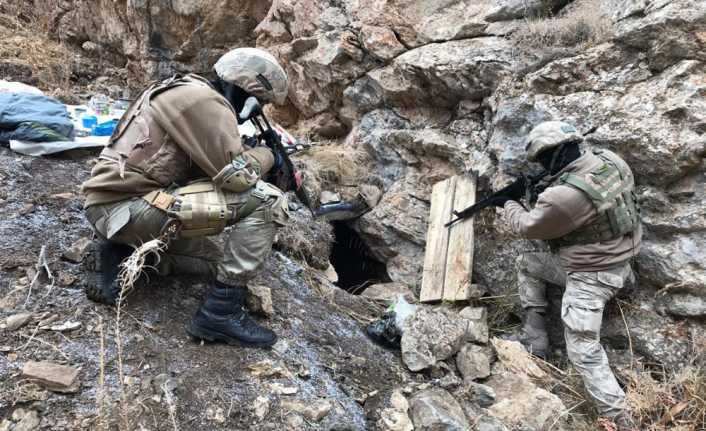 Van’ın Başkale kırsalında PKK/KCK bölücü terör örgütünün kış üslenmesine yönelik