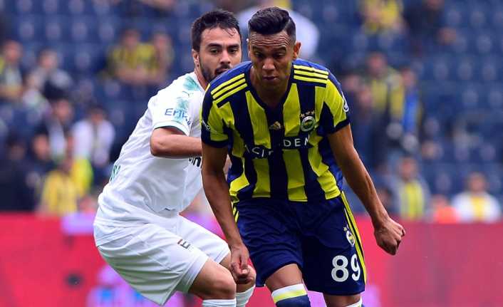 Suudi Arabistan’ın Al Ahli ekibinde forma giyen Fenerbahçe’nin eski futbolcusu