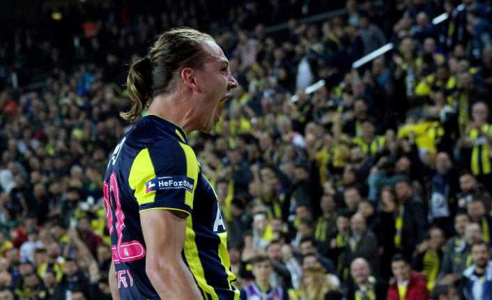 Fenerbahçe ile Aytemiz Alanyaspor arasında oynanan müsabakayı 31.216 sarı-lacivertli taraftar